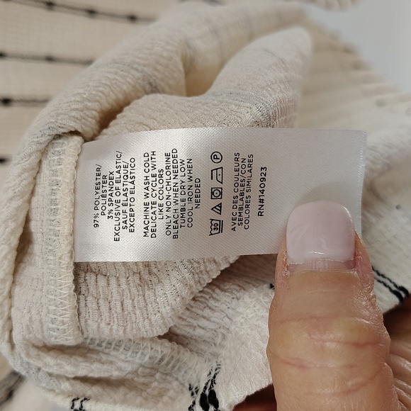 LOFT Blouse Size Large Cream With Black Stripe Ruching Short Sleeve Runs Small - Picture 7 of 7